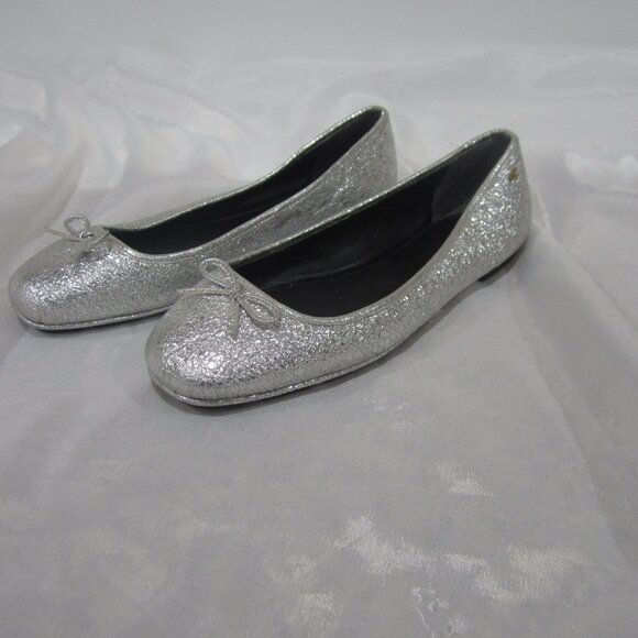 Tory Burch 7.5 Laila 2 Driver Ballet Flats Metallic Silver - Picture 1 of 10